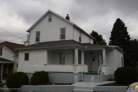507 W Mary St, Old Forge, PA 18518 photo 1