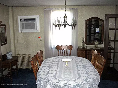 119 Harrison St, Old Forge, PA 18518 photo 4