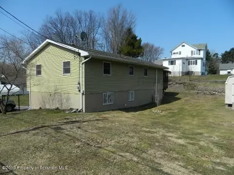 1807 Bloom Ave, Scranton, PA 18508 photo 12