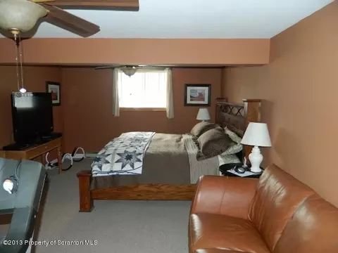 1807 Bloom Ave, Scranton, PA 18508 photo 13