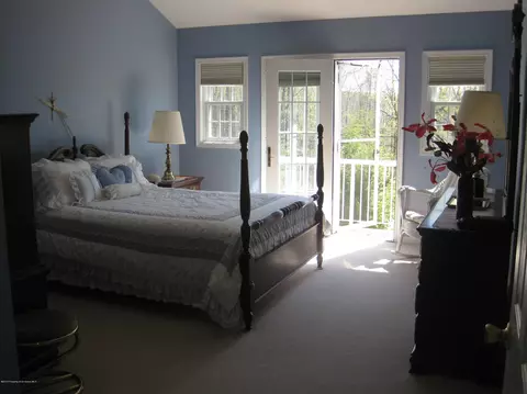 203 Thackeray Close, Moosic, PA 18507 photo 4