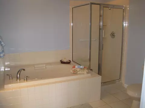 203 Thackeray Close, Moosic, PA 18507 photo 10