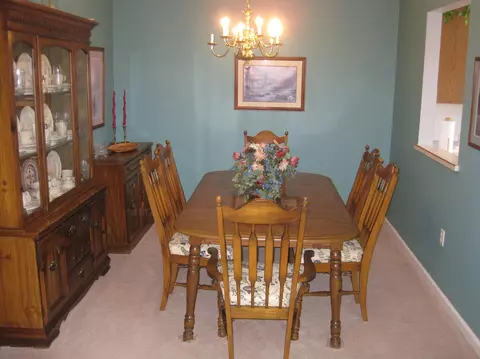 203 Thackeray Close, Moosic, PA 18507 photo 5