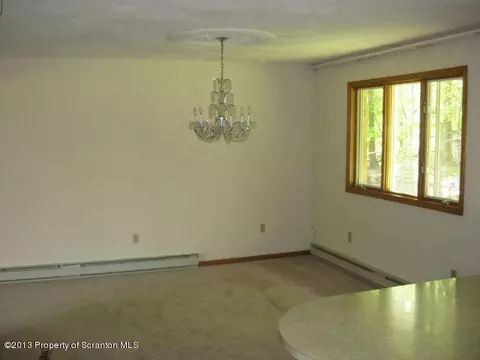 694 Parallel Rd, Scranton, PA 18504 photo 9