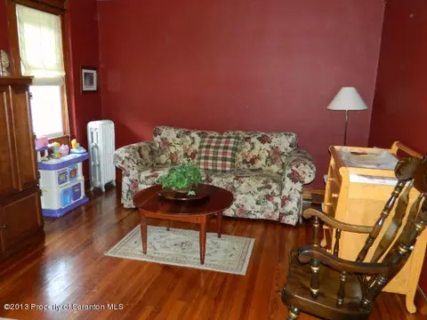 1775 E Mountain Rd, Scranton, PA 18505 photo 3