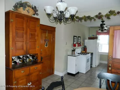 1775 E Mountain Rd, Scranton, PA 18505 photo 12
