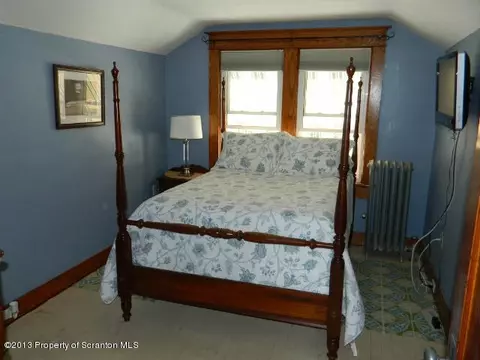 1775 E Mountain Rd, Scranton, PA 18505 photo 13