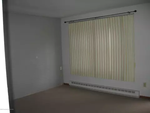 816 Maple St, Scranton, PA 18505 photo 5