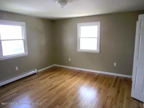 123 W Morton St, Old Forge, PA 18518 photo 6
