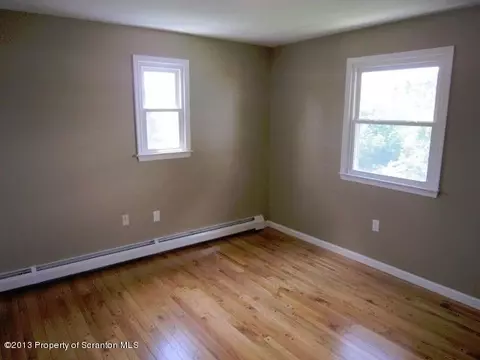 123 W Morton St, Old Forge, PA 18518 photo 9
