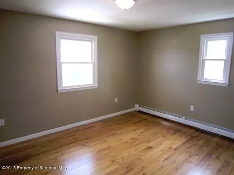 123 W Morton St, Old Forge, PA 18518 photo 8