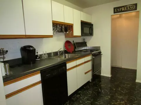 1306 Summit Pointe, Scranton, PA 18508 photo 6