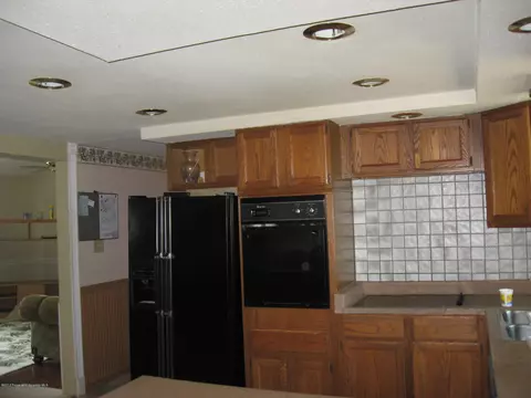 2408 Milwaukee Rd, Clarks Summit, PA 18411 photo 4