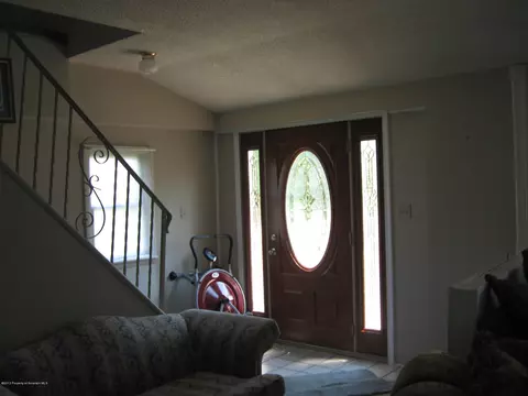 2408 Milwaukee Rd, Clarks Summit, PA 18411 photo 2