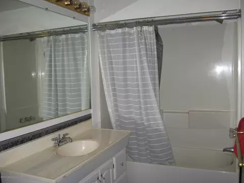 2408 Milwaukee Rd, Clarks Summit, PA 18411 photo 10