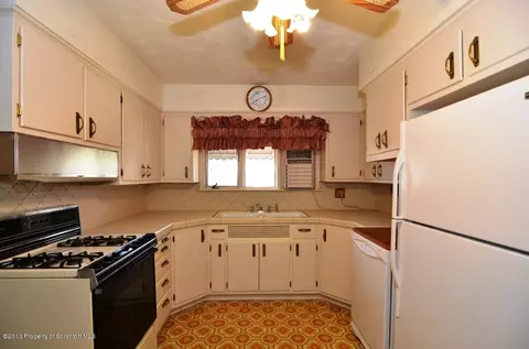 503 Josephine St, Old Forge, PA 18518 photo 10