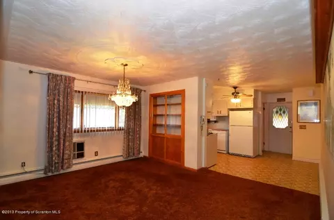 503 Josephine St, Old Forge, PA 18518 photo 6
