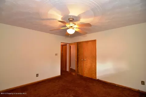 503 Josephine St, Old Forge, PA 18518 photo 22