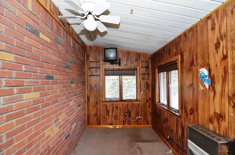 503 Josephine St, Old Forge, PA 18518 photo 18