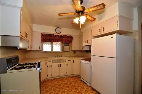 503 Josephine St, Old Forge, PA 18518 photo 11