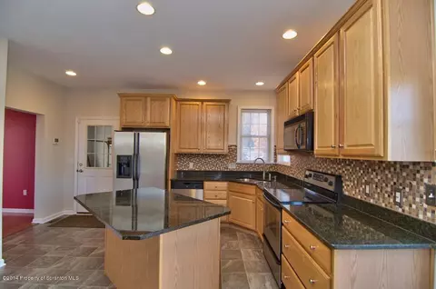 7 Kipling Dr, Moosic, PA 18507 photo 17