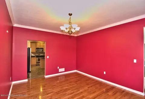 7 Kipling Dr, Moosic, PA 18507 photo 14