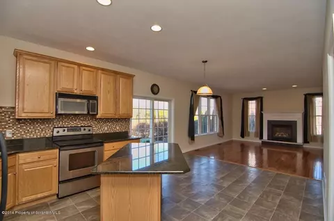 7 Kipling Dr, Moosic, PA 18507 photo 18
