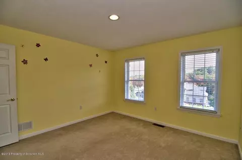 7 Kipling Dr, Moosic, PA 18507 photo 36