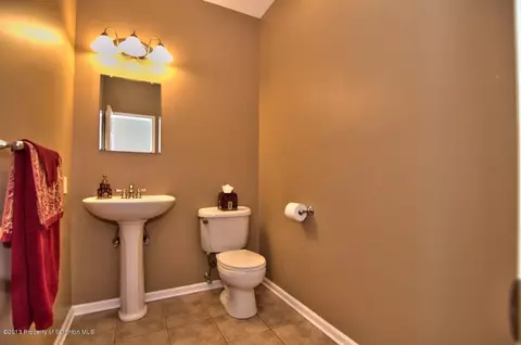 7 Kipling Dr, Moosic, PA 18507 photo 22