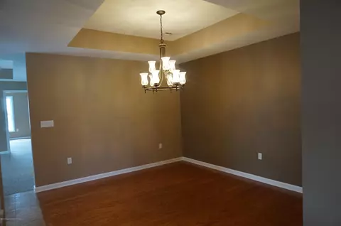 127 Pierce St, Eynon, PA 18403 photo 3