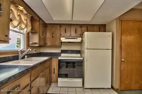 1231 Mowery St, Old Forge, PA 18518 photo 24