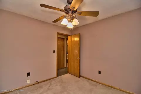 1231 Mowery St, Old Forge, PA 18518 photo 32