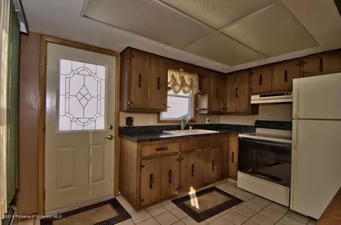 1231 Mowery St, Old Forge, PA 18518 photo 21