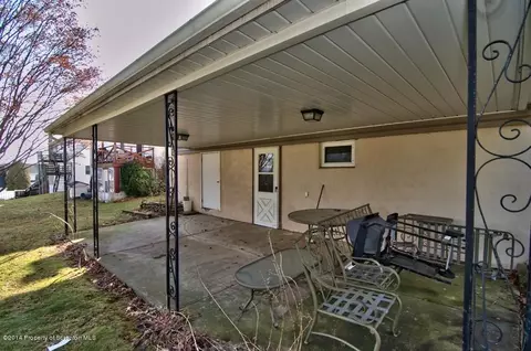 1231 Mowery St, Old Forge, PA 18518 photo 53