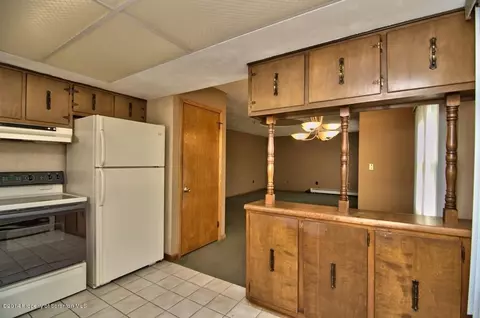 1231 Mowery St, Old Forge, PA 18518 photo 23