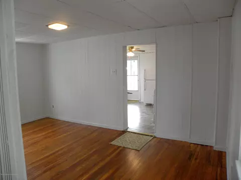 623 Hampton St, Scranton, PA 18504 photo 11