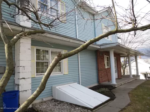 809 S Webster Ave, Scranton, PA 18505 photo 17