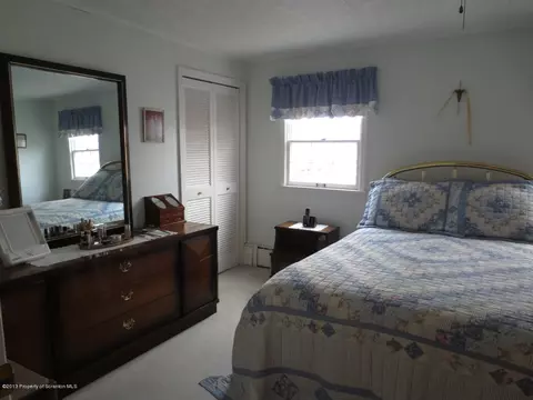 809 S Webster Ave, Scranton, PA 18505 photo 8