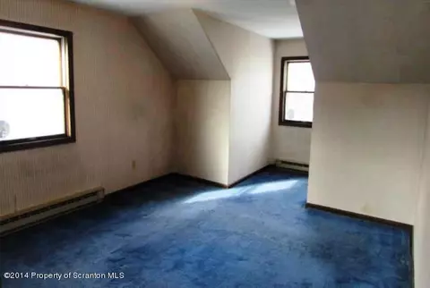 396 N Keyser Ave, Scranton, PA 18504 photo 6