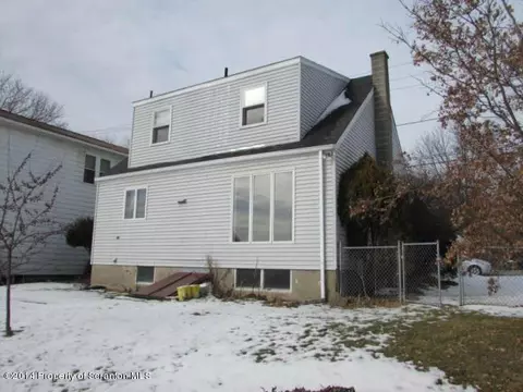 396 N Keyser Ave, Scranton, PA 18504 photo 2