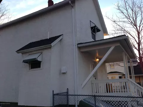 210 Spring St, Scranton, PA 18508 photo 6
