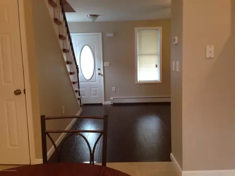 210 Spring St, Scranton, PA 18508 photo 17