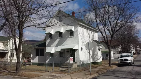 210 Spring St, Scranton, PA 18508 photo 3