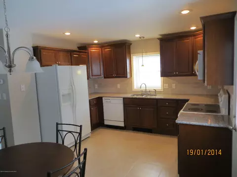 210 Spring St, Scranton, PA 18508 photo 15