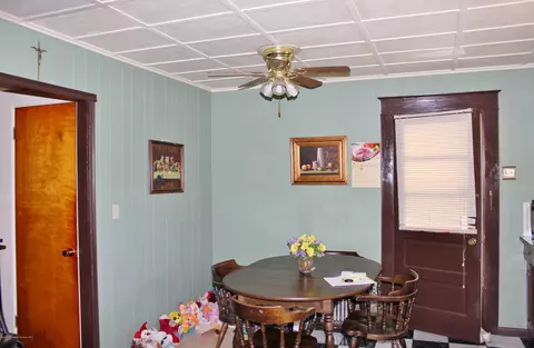 502 W Grace St, Old Forge, PA 18518 photo 9