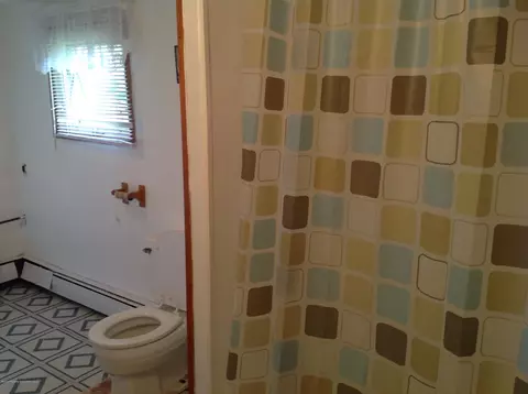1041 Springbrook Ave, Moosic, PA 18507 photo 6