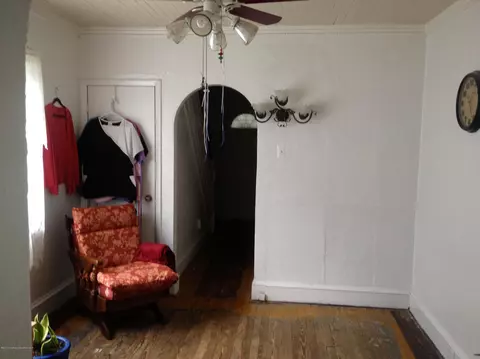 7 Loop Ave, Scranton, PA 18508 photo 4