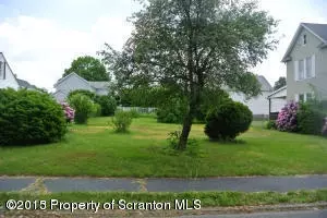 526 Park St, Moosic, PA 18507 photo 1