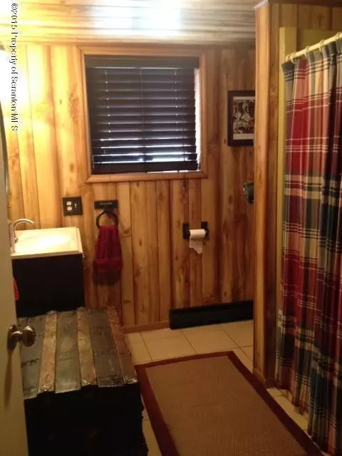 133 Apache Dr, Old Forge, PA 18518 photo 31