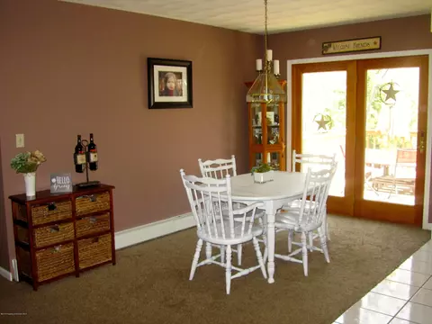 605 Loop Ave, Scranton, PA 18508 photo 4